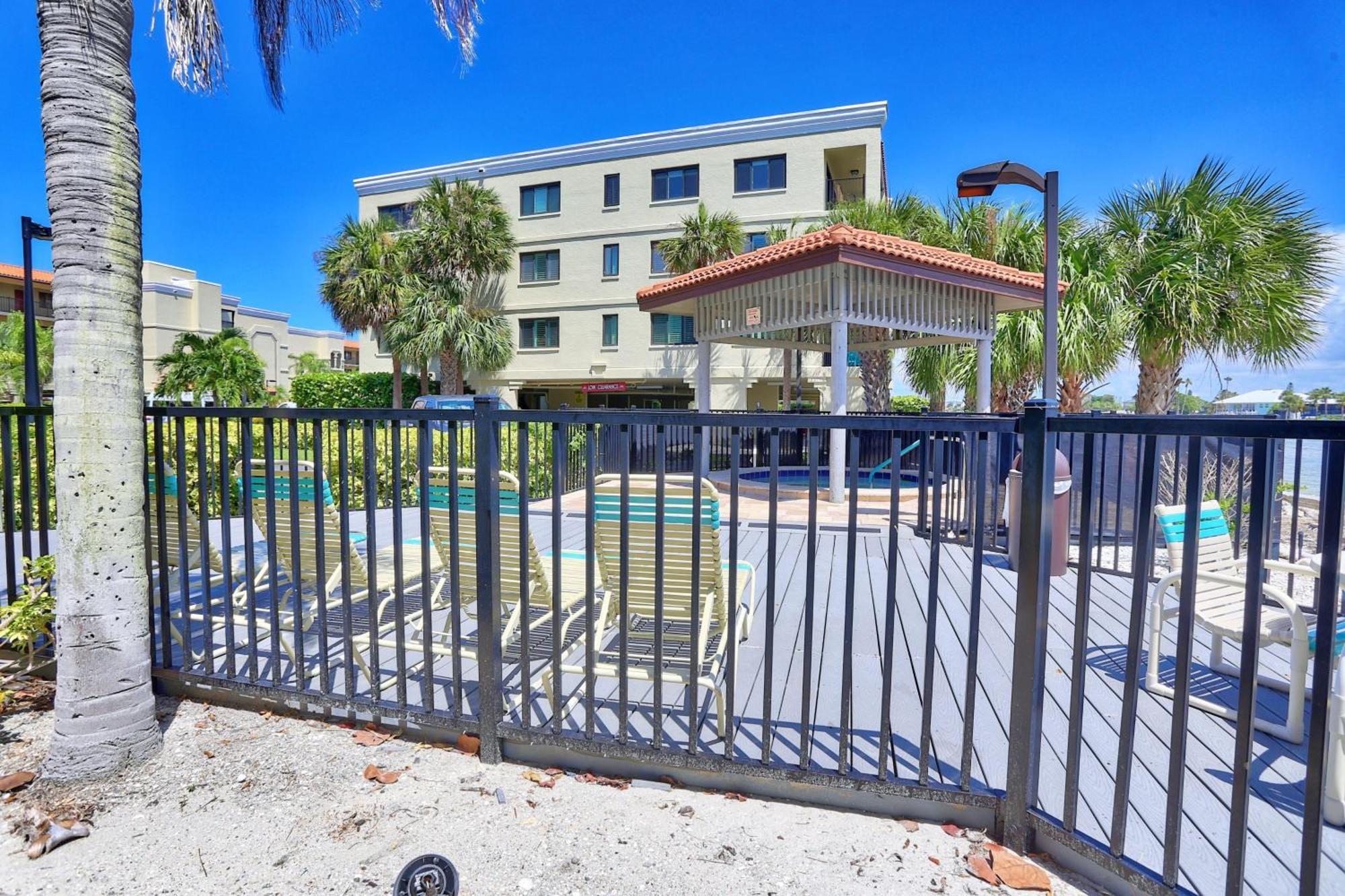 Land'S End 11-203 Beach Front - Premier St. Pete Beach Luaran gambar